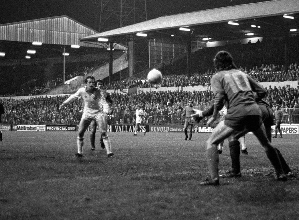 RETRO GSP. 98 de ani de la nașterea lui Valentin Stănescu, antrenorul care „și-a vândut sufletul”, apoi le-a eliminat pe Barcelona, Inter și Leeds!