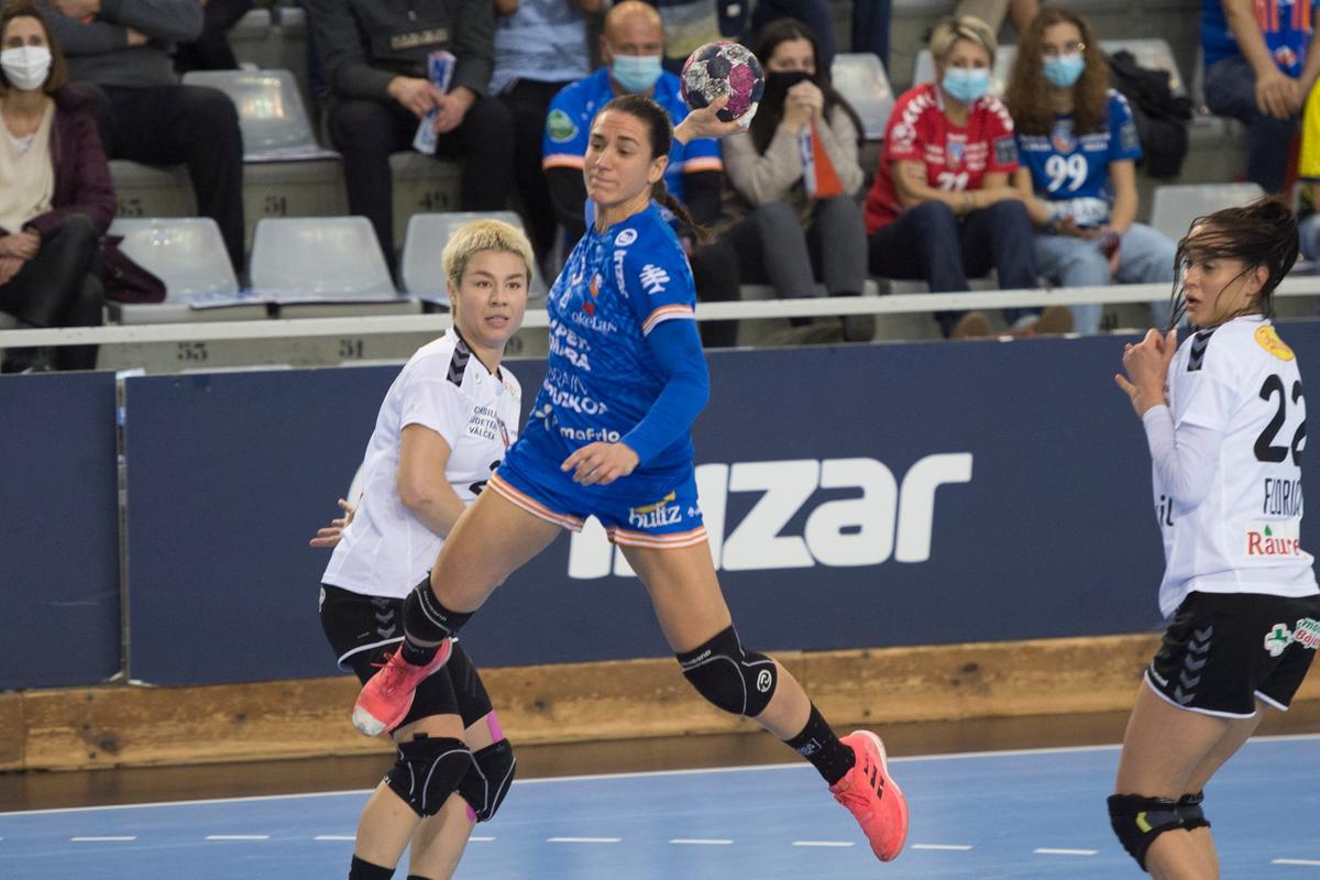 SCM Râmnicu Vâlcea s-a calificat în grupele EHF European League / FOTO: Facebook @scmrmvl