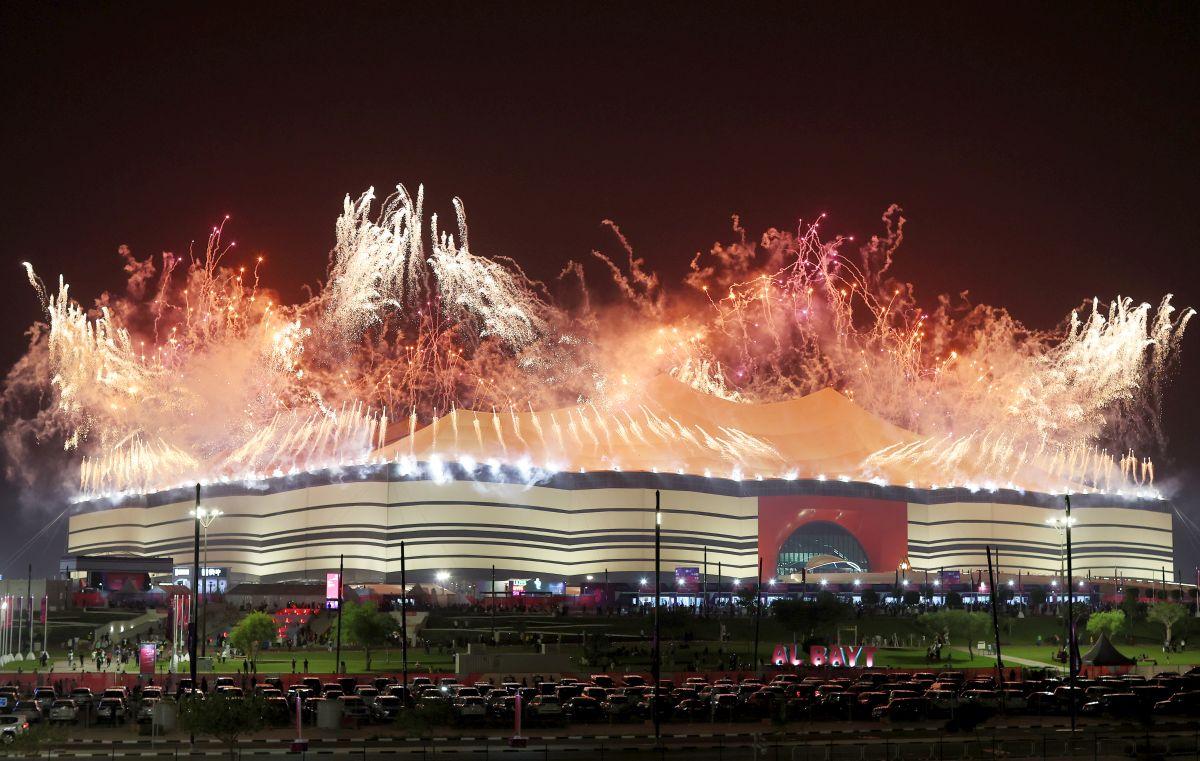Spectacol grandios la ceremonia de deschidere a Campionatului Mondial din Qatar » Celebrul Morgan Freeman a apărut pe scenă