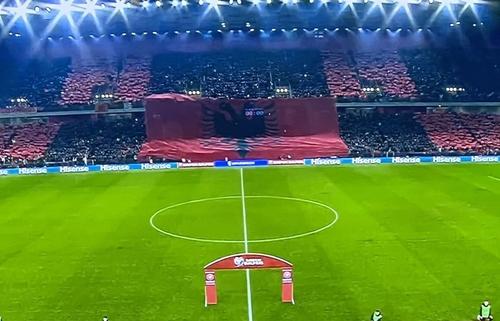 Albania s-a calificat la al doilea Campionat European din istorie și a sărbătorit alături de fani, acasă, la Tirana, în meciul cu Insulele Feroe.