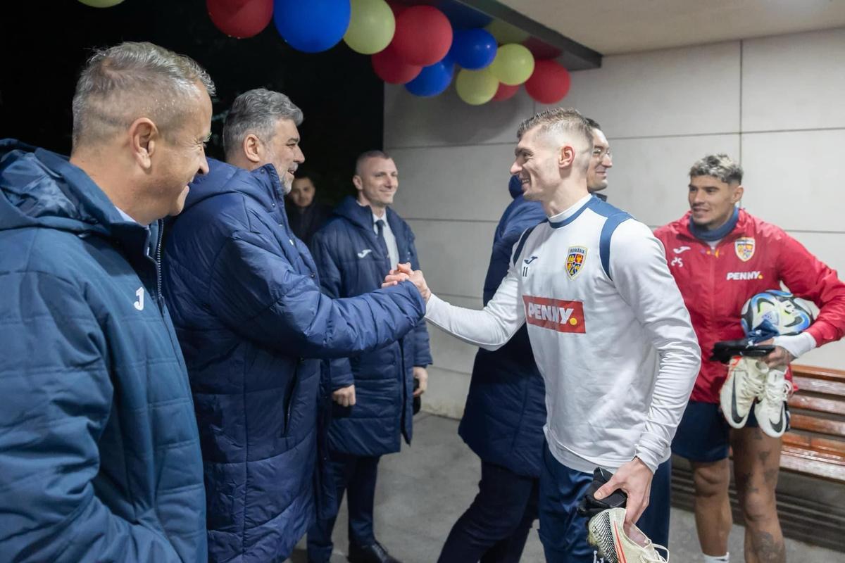 Cineva să-l trezească! Premierul Ciolacu, gafă de proporții în cantonamentul naționalei: „La 5 ani după Revoluție, n-am mai avut fotbal”