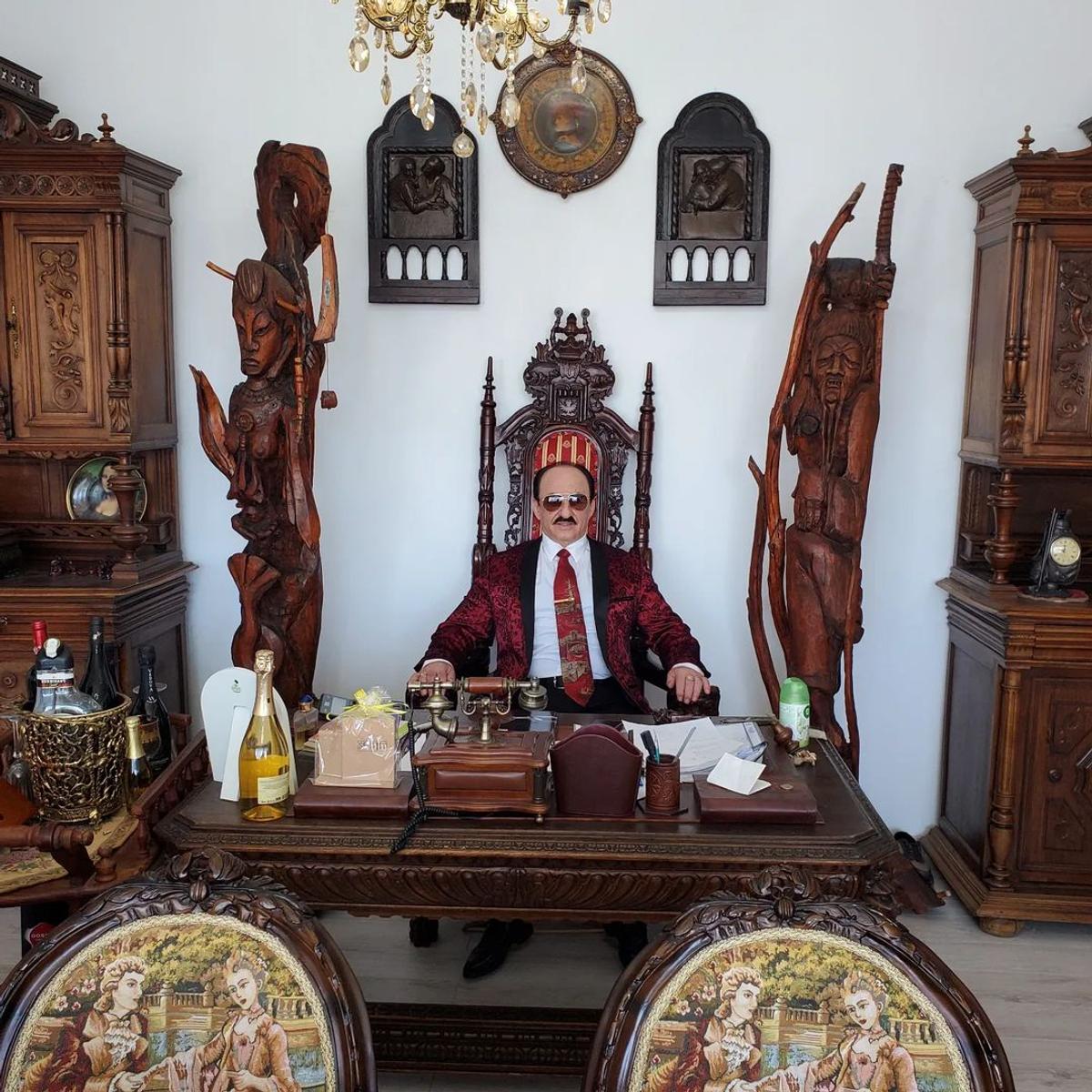 Îl recunoști? Fostul patron al Rapidului a sărbătorit în Giulești victoria cu Dinamo: „Vreau să îi mulțumesc domnului Șucu”