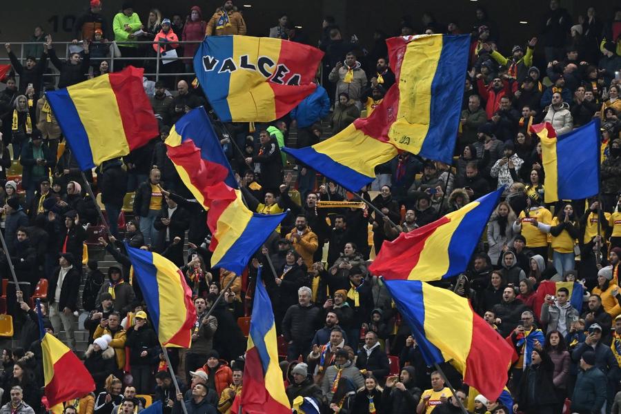 Fanii „tricolorilor” își vor putea susține favoriții pe Arena Națională cel puțin în semifinala play-off-ului CM 2026, dacă România nu se califică direct din grupa preliminară / Foto: Imago MARILE câștiguri după decizia UEFA » Naționala României primește DOUĂ atuuri extraordinare pentru a ajunge la Mondial!