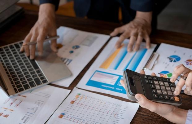 Creditele Rapide de la IFN-uri: O Alternativă Din Ce în Ce Mai Populară în România