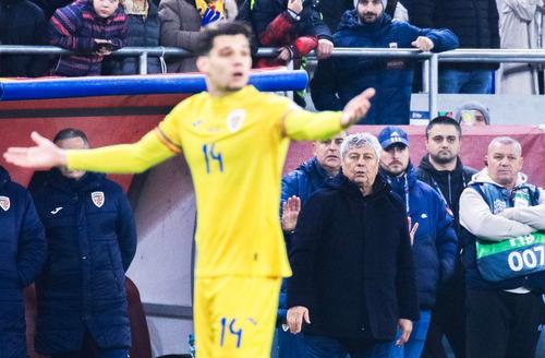 Ianis Hagi și Mircea Lucescu în România - Kosovo 3-0, foto: Imago