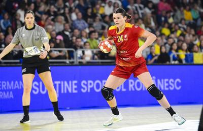 România, debut în forță la Trofeul Carpați 2025 » Handbalistele tricolore au marcat 40 de goluri!