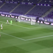 Gol și trofeu pentru Ianis Stoica / sursa foto: captură de ecran YouTube Real Valladolid C.F.