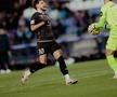 Gol și trofeu pentru Ianis Stoica / sursa foto: Facebook CF Estrela da Amadora