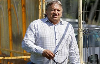 DINAMO // Dănuț Lupu îi cere demisia lui Florin Prunea: „Chiar nu îți este rușine? Crezi că nu știu ce vrăjeli le-ai băgat în cap suporterilor?”