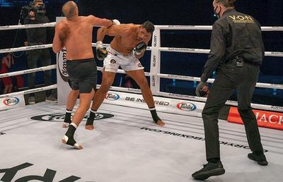Benny Adegbuyi, recorduri spectaculoase atinse după victoria cu Badr Hari! E primul din istorie care face asta