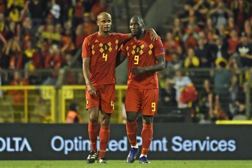Romelu Lukaku și Vincent Kompany
Foto: Imago