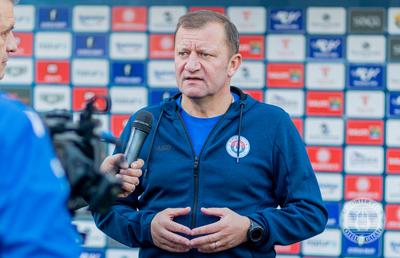 Dorinel Munteanu a început transferurile pentru Liga 2: „A încheiat amiabil contractul cu Farul și a venit aici”
