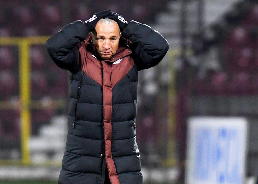 Visul lui Dan Petrescu de a prelua echipa națională e din nou spulberat de propriul patron / Sursă foto: Imago Images Stop joc! Neluțu Varga a anunțat decizia finală în privința lui Dan Petrescu: „Nu pleacă nicăieri. Va continua la CFR Cluj”