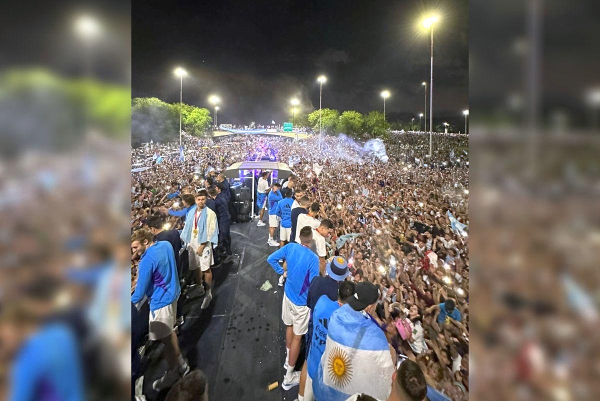 „Dibu” Martinez, protagonist și în timpul paradei de la Buenos Aires » Și-a bătut joc de Mbappe