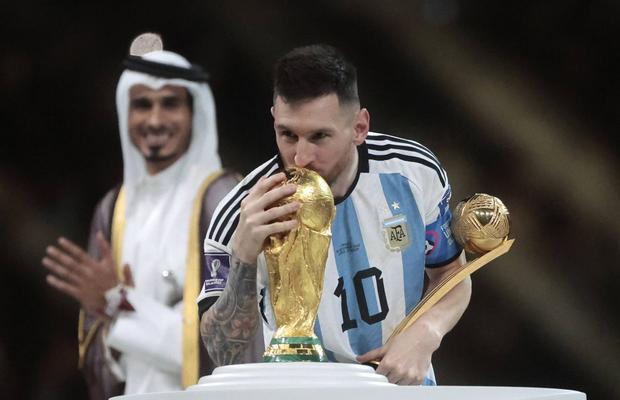 Ar fi aroganța supremă » Messi vrea să prezinte Cupa Mondială în inima Parisului