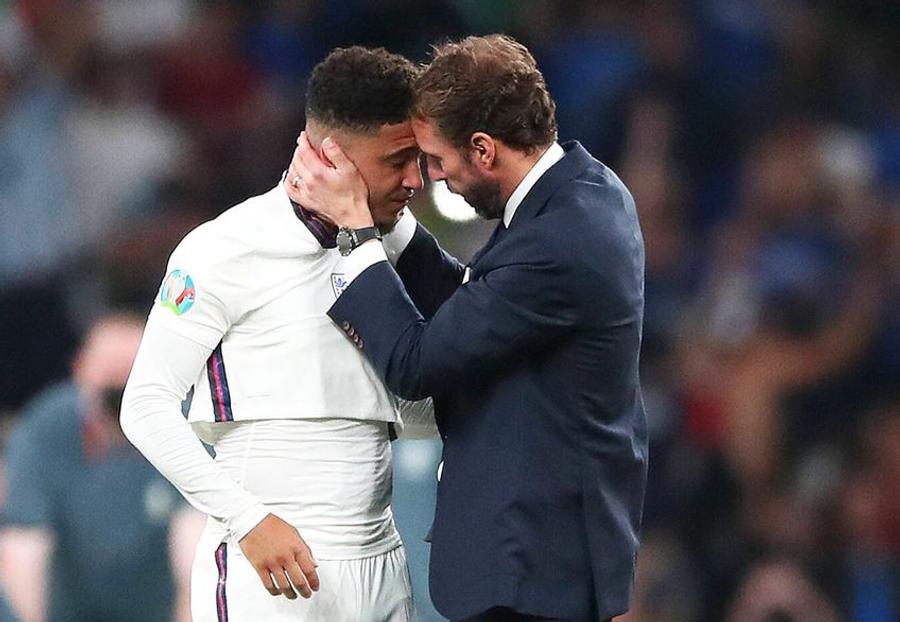Jadon Sancho, victima rasismului după finala EURO 2020. Foto: Imago Images Insulte rasiste pentru jucătorii francezi care au ratat loviturile de departajare în finală
