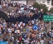 Haos la sărbătoarea Argentinei » Fanii s-au aruncat de pe pod în autocar, jucătorii au fost urcați în elicoptere! Traficul e complet blocat