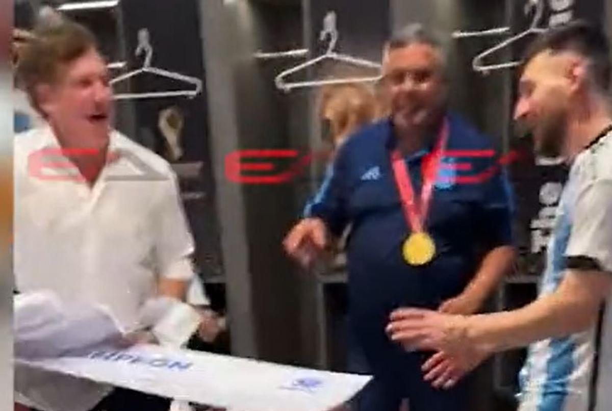 „Dibu” Martinez, protagonist și în timpul paradei de la Buenos Aires » Și-a bătut joc de Mbappe