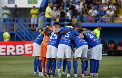 Farul - Rapid a fost ultimul meci în Superligă » Și-a luat rămas bun de la colegi: „Urmează o nouă provocare! Îi mulțumesc lui Mister”