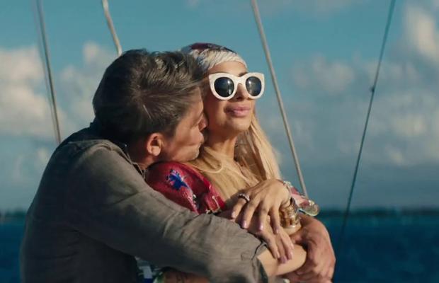Anamaria Prodan debutează în cinematografele din România » S-a lansat trailerul filmului „Complotul bonelor”, cu impresara în rolul principal