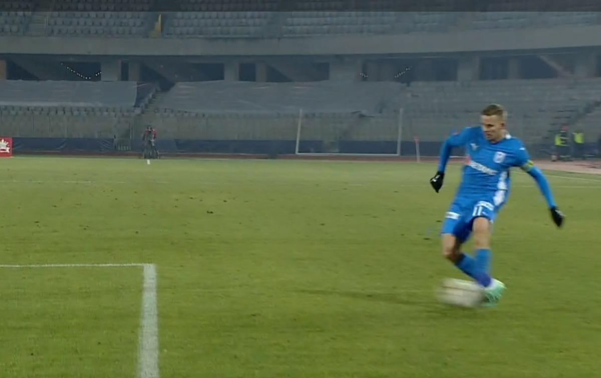 Asistență deplorabilă la meciul UTA - Universitatea Craiova / FOTO: Capturi TV @Orange Sport