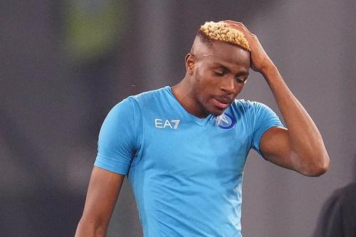 Victor Osimhen, golgheterul supărat că Napoli nu-i dă odată drumul definitiv la Istanbul / Foto: Imago