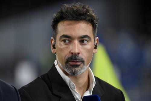 Fostul internațional argentinian Ezequiel Lavezzi (38 de ani) este internat într-un spital din Punta del Este, Uruguay. Poliția investighează modul în care a căpătat rana. / FOTO: Imago