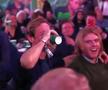 A început cel mai nebun Campionat Mondial! » Bărbați costumați în prințese, extratereștri și ștrumfi + Peter Crouch cu paharul de bere în cap