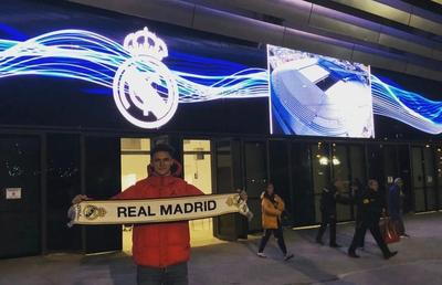 A contribuit la promovarea lui Dinamo, i-a surprins pe foștii colegi cu o poză cu fularul lui Real Madrid: „Ai semnat, gata?”