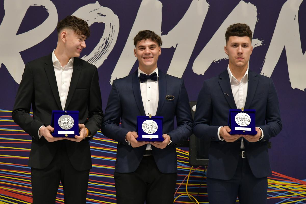 Mălina Călugăreanu și Vlad Covaliu, sportivii anului 2024 » Mihai Covaliu: „Mălina, spune-le colegilor tăi de la alte arme că nu e frumos să lase o fată singură la Jocurile Olimpice!”