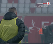 Intrare criminală în minutul 5 al meciului Sepsi - U Cluj » Căpitanul a fost eliminat, după ce era să îi rupă piciorul adversarului