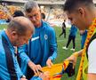 Povestea românului cu un vis grandios: „Vreau tricourile tuturor celor 211 naționale din lume!” » I-a întâlnit pe Man, Budescu și Marius Marin + S-a trezit brusc lângă Mourinho: „Se făcuse întuneric...”