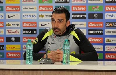 Reacția lui Charalambous după ce a fost doar pe locul 6 la „Antrenorul anului” în Superlativele GSP » Ofițerul de presă de la FCSB a intervenit