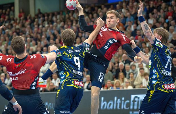 Cea mai scumpă tranzacție din handbal » Fuchse Berlin vrea să plătească 1.200.000 de euro pentru viitorul adversar al României