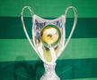 Sute de suporteri s-au înghesuit la Craiova pentru a vedea trofeul Superligii