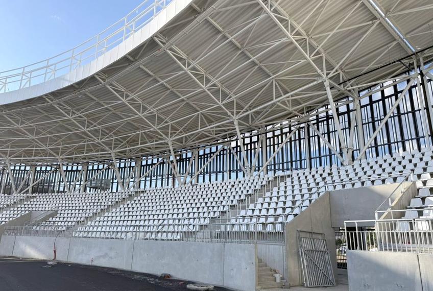 Gazon nou pe „Dâmbovița Arena”, arena din Târgoviște ce va fi inaugurată în vara lui 2026