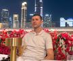 Cu Burj Khalifa în spate, Claudiu Răducanu a ieșit la atac: „Pentru cei care nu pot dormi noaptea”