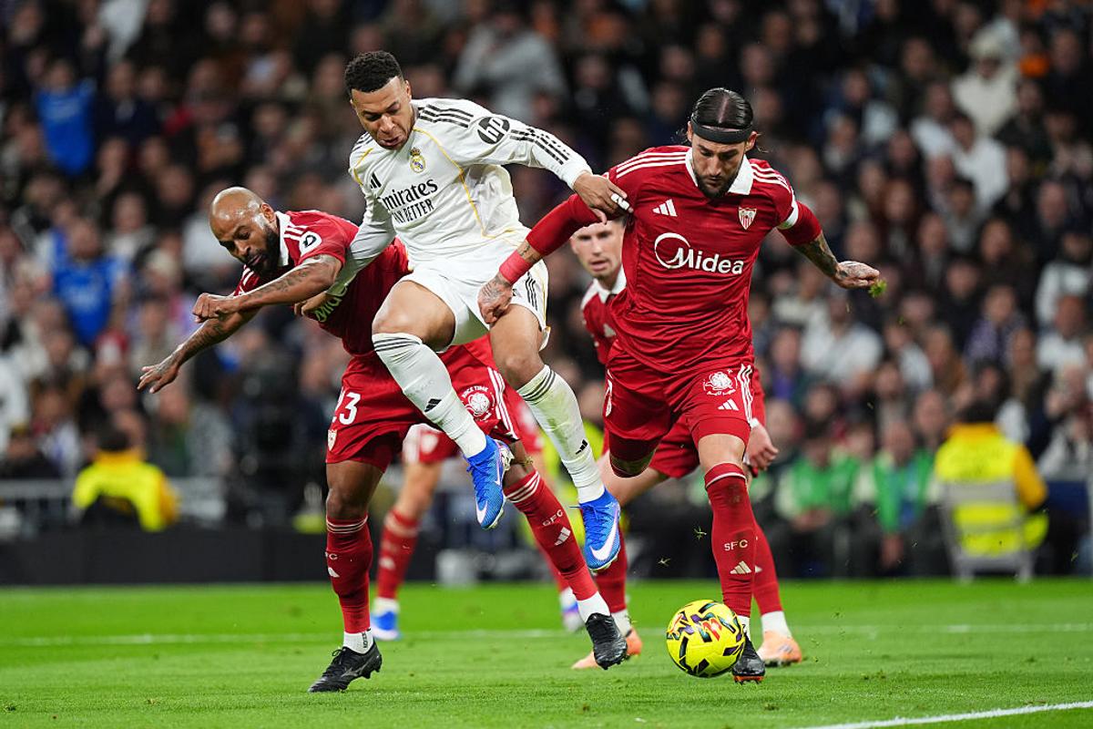 Fluierat pe „Bernabeu”, Vinicius a răspuns după meci. Ce a putut să facă și cum a reacționat Xabi Alonso