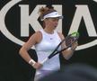 SIMONA HALEP LA AUSTRALIAN OPEN // Simona Halep, căzătură puternică în primul set cu Brady! A cerut intervenția medicului și acuză dureri în meci