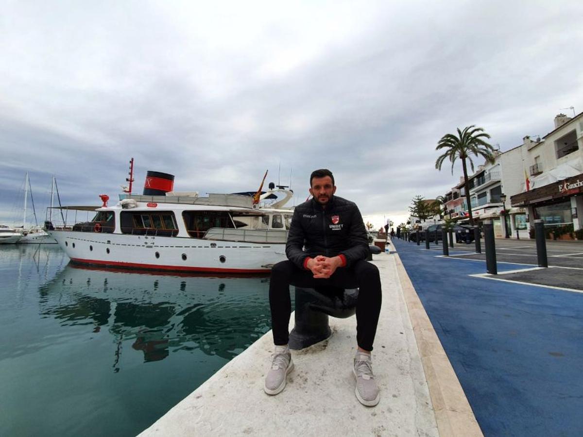 DINAMO // CORESPONDENȚĂ GSP DIN MARBELLA VIDEO + FOTO Dinamo, pe urmele starurilor: „Am auzit că și Ronaldo a venit cu yachtul aici! E diferență mare față de haosul de acasă”