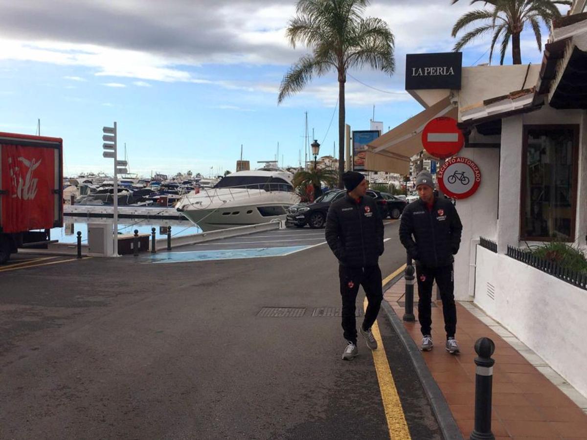 DINAMO // CORESPONDENȚĂ GSP DIN MARBELLA VIDEO + FOTO Dinamo, pe urmele starurilor: „Am auzit că și Ronaldo a venit cu yachtul aici! E diferență mare față de haosul de acasă”