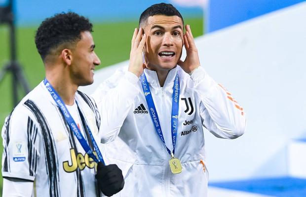 JUVENTUS - NAPOLI 2-0. Regele Cristiano Ronaldo » Portughezul e golgeterul planetar!