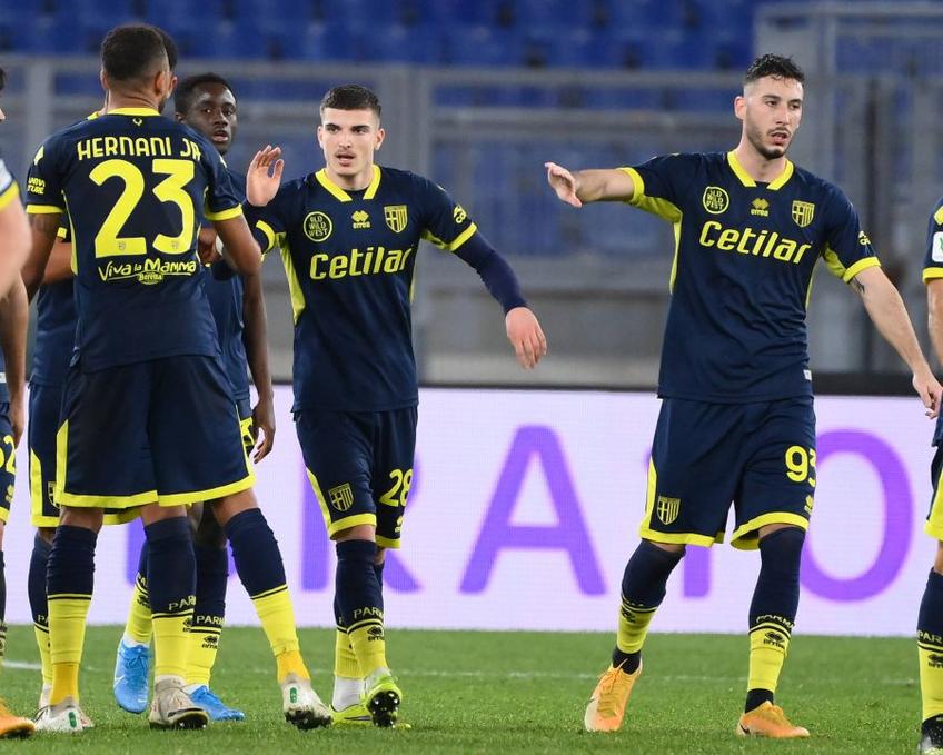 Lazio Roma și Parma se întâlnesc ACUM, în optimile de finală ale Cupei Italiei. Partida a început la ora 22:15, poate fi urmărită în format liveTEXT pe GSP.ro și în direct la TV pe Look Sport.