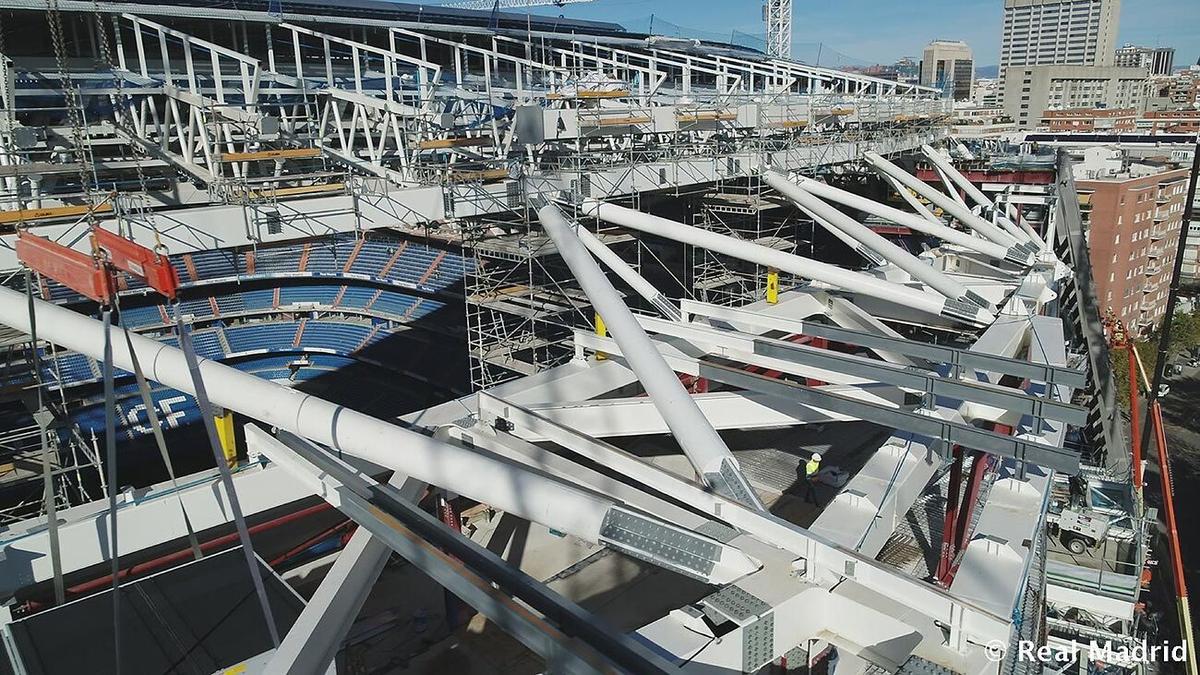 Se vede OZN-ul! Noul Santiago Bernabeu lasă cu gura căscată orice iubitor al fotbalului