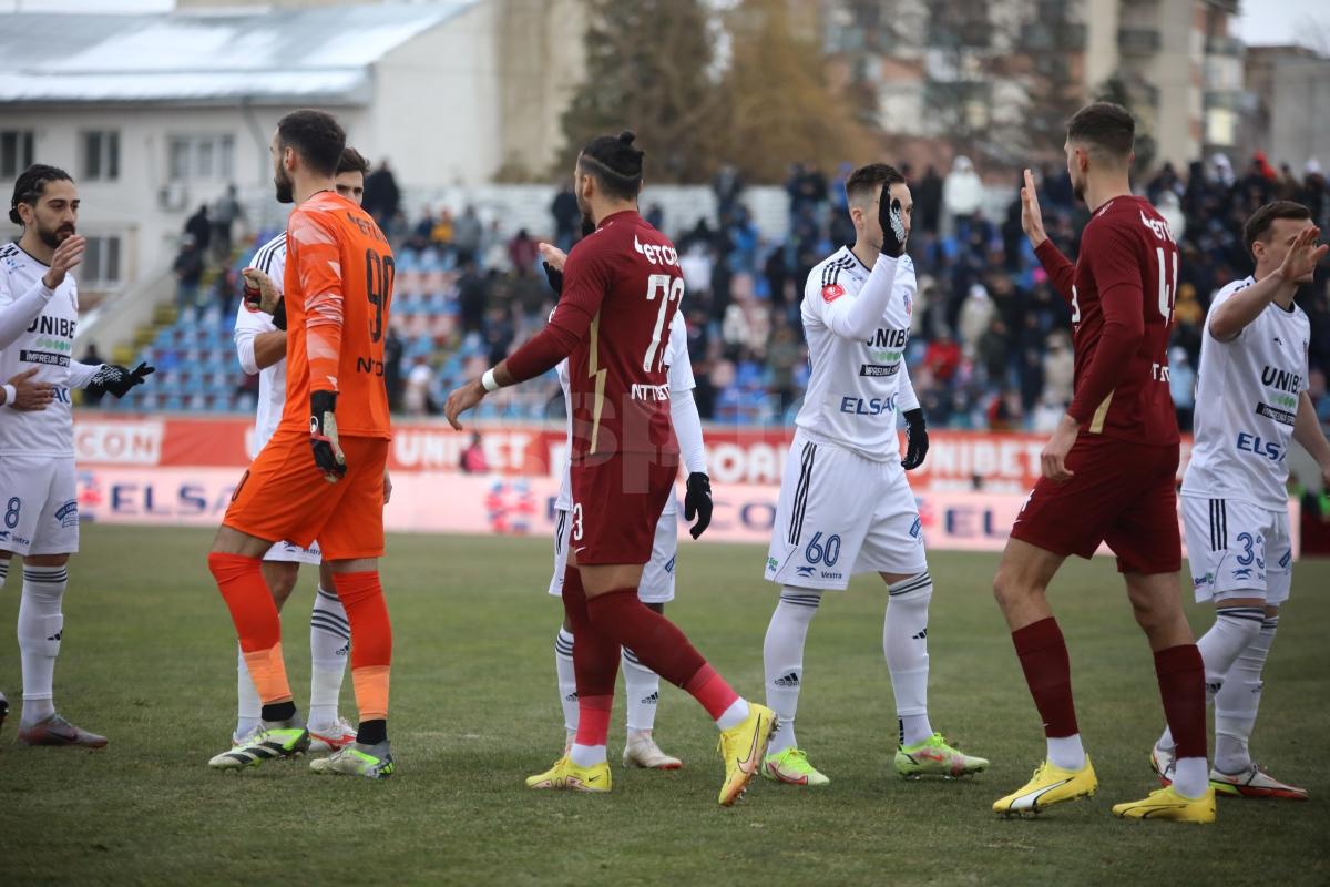 Situație explozivă la CFR Cluj » Varga, plin de nervi după 0-1 cu Botoșani: ce se întâmplă cu Mandorlini