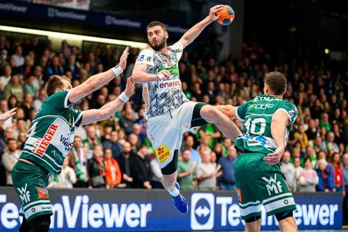 Branko Vujovic într-un meci al lui TSV Hannover Foto Imago
