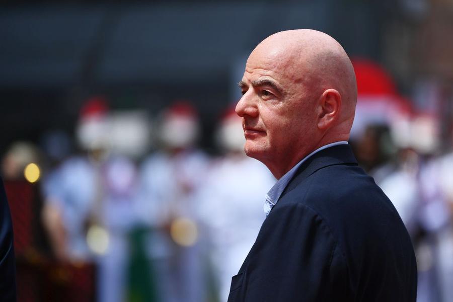 Gianni Infantino e președintele FIFA din februarie 2016 Foto: Guliver/GettyImages Președintele FIFA cere pedepse maxime pentru rasism » Nu doar amenzi. Înfrângere cu 0-3 la „masa verde”! „Odios, inacceptabil”