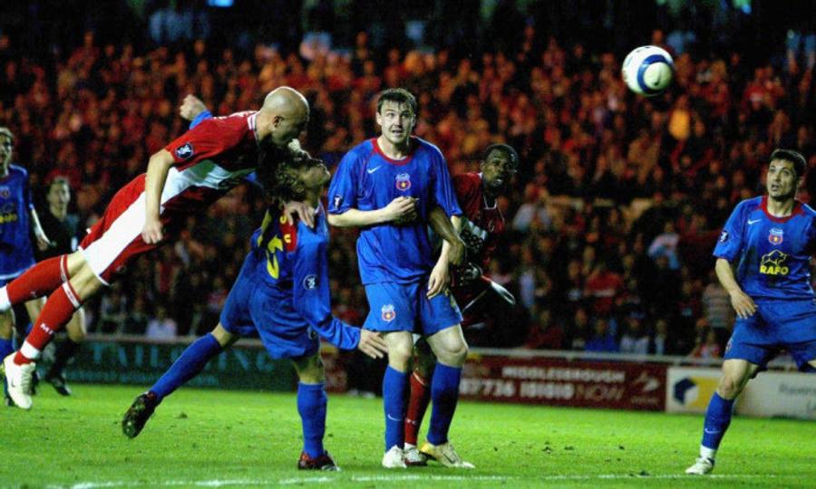 Steaua a fost răpusă de italianul Massimo Maccarone Florin Tănase se gândește la repetarea traseului UEFAntastic: „Pentru istorie” » Povești de suflet ale meciurilor memorabile cu Valencia, Villarreal și cu Middlesbrough
