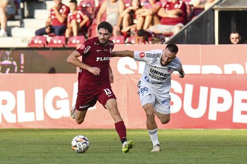 Rămas liber de contract, fotbalistul din Superligă merge la revelația sezonului din fotbalul românesc