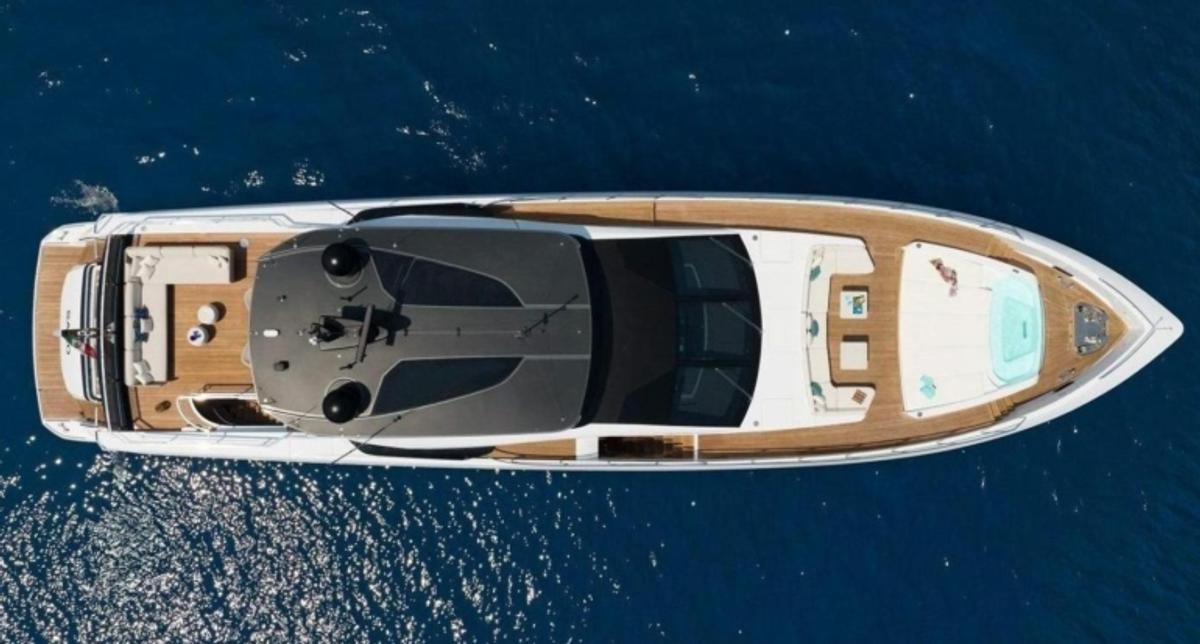 Max Verstappen şi-a cumpărat un iaht de lux. Foto: mangustayachts.com